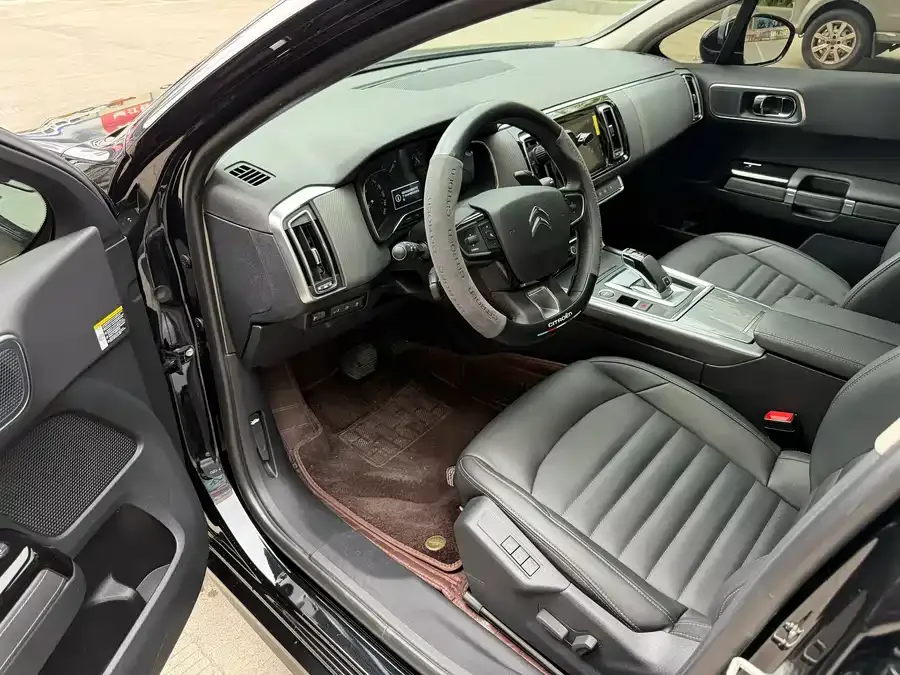 Citroen C6 Citroen C6 2023 400THP Commemorative Edition 2023 — миниатюра 4