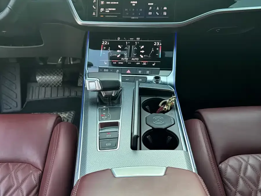 Audi A7L 2024 45TFSI quattro S-line Vision Flow Crystal Set 2023 — миниатюра 3