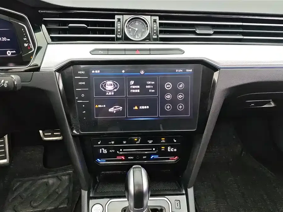 Volkswagen Magotan GTE plug-in hybrid Magotan GTE plug-in hybrid 2022 GTE luxury model 2022 — миниатюра 4