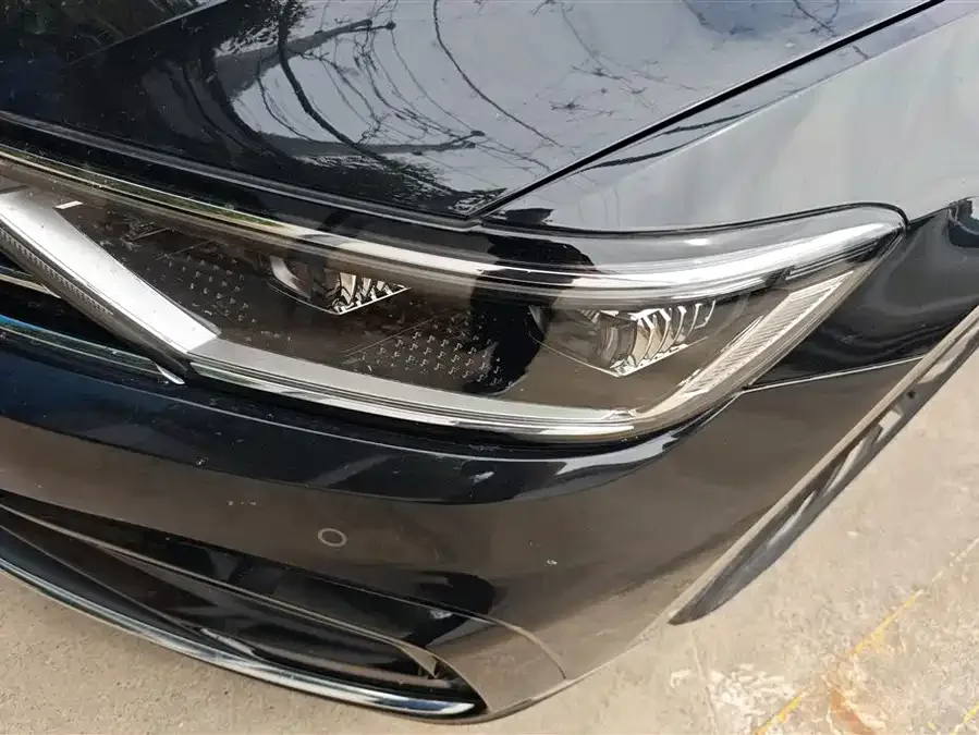 Volkswagen Magotan GTE plug-in hybrid Magotan GTE plug-in hybrid 2022 GTE luxury model 2022 — миниатюра 2