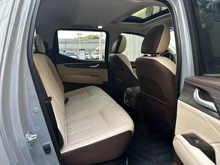Dongfeng Ruiqi 7 Ruiqi 7 2022 2.3T automatic four-wheel drive diesel flagship model M9T 2022 — миниатюра 5