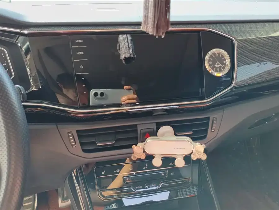Volkswagen Tayron X Tanyue X 2020 330TSI 2WD Premium Intelligent Edition 2022 — миниатюра 4
