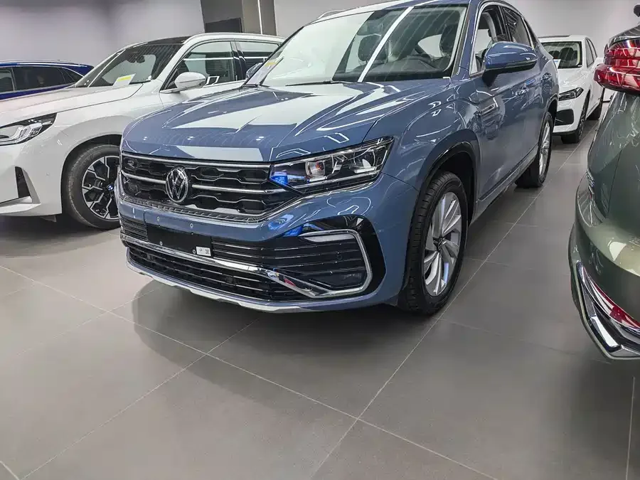 Volkswagen Tayron X Tanyue X 2020 330TSI 2WD Premium Intelligent Edition 2025 — фото 1, купить с доставкой в Москву
