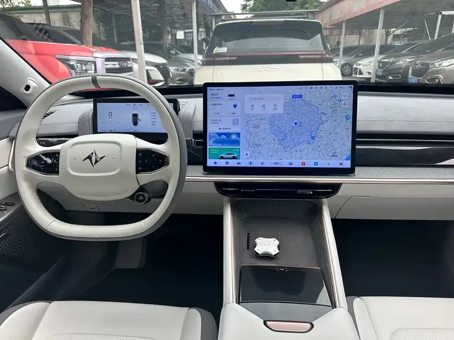 Dongfeng e007 e007 2024 pure electric 540 four-wheel drive Max version 2024 — миниатюра 5