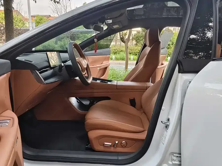 Dongfeng e007 e007 2025 pure electric 550Pro pilot version 2026 — миниатюра 3