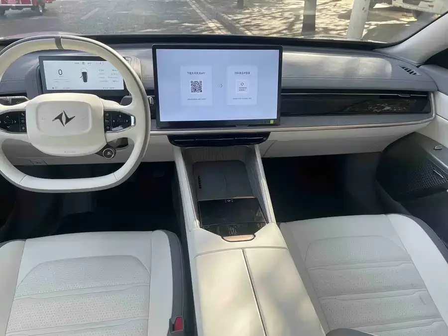 Dongfeng e007 e007 2024 pure electric 540 four-wheel drive Max version 2024 — миниатюра 4