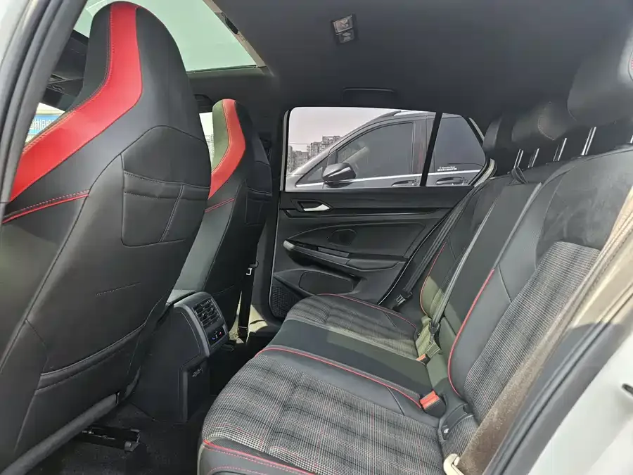 Volkswagen GOLF GTI Golf GTI 2021 380TSI DSG GTI 2022 — миниатюра 3