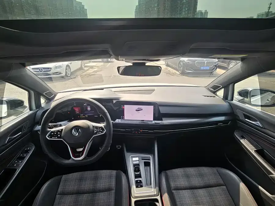 Volkswagen GOLF GTI Golf GTI 2021 380TSI DSG GTI 2022 — миниатюра 5