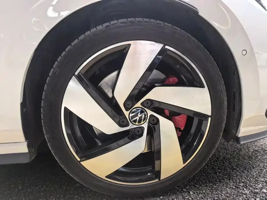 Volkswagen GOLF GTI Golf GTI 2021 380TSI DSG GTI 2022 — миниатюра 2