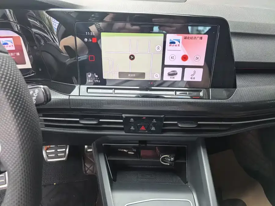 Volkswagen GOLF GTI Golf GTI 2021 380TSI DSG GTI 2022 — миниатюра 3