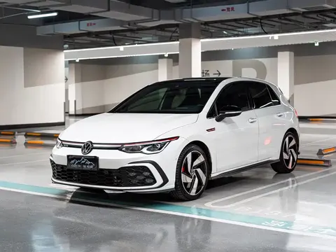 Volkswagen GOLF GTI 2023 купить в Москве