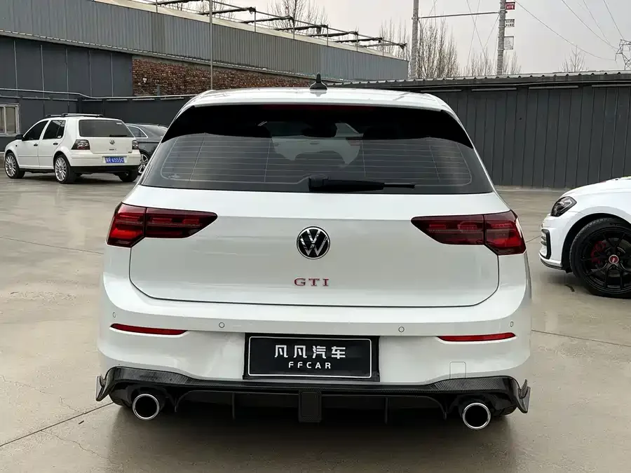 Volkswagen GOLF GTI Golf GTI 2021 380TSI DSG GTI 2022 — миниатюра 2