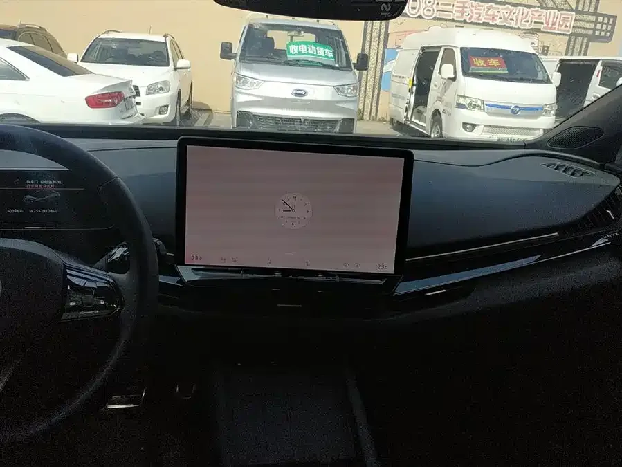 Volkswagen ID. Unyx Yuzhong 06 2024 Pro long-range version 2025 — миниатюра 4