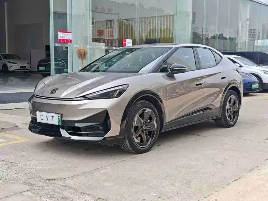 Volkswagen ID. Unyx 2025