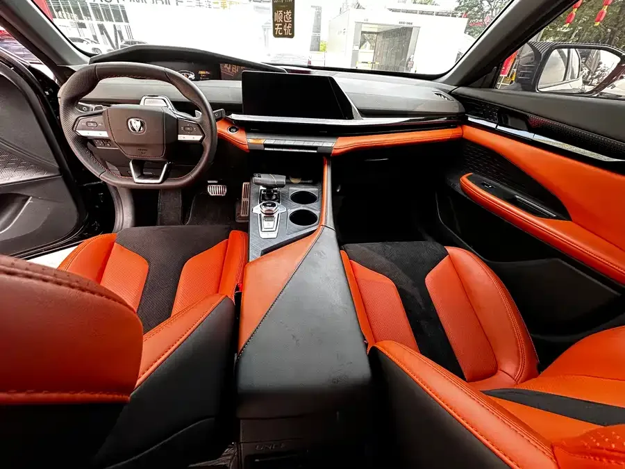 Changan UNI-V Changan UNI-V 2023 1.5T Sports Edition 2024 — миниатюра 5