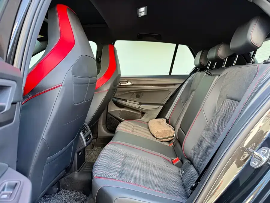 Volkswagen GOLF GTI Golf GTI 2025 380TSI DSG GTI 2025 — миниатюра 3