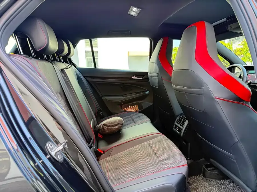 Volkswagen GOLF GTI Golf GTI 2025 380TSI DSG GTI 2025 — миниатюра 4
