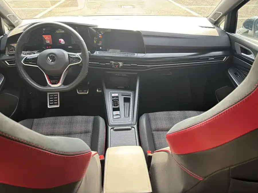 Volkswagen GOLF GTI Golf GTI 2021 380TSI DSG GTI 2022 — миниатюра 3