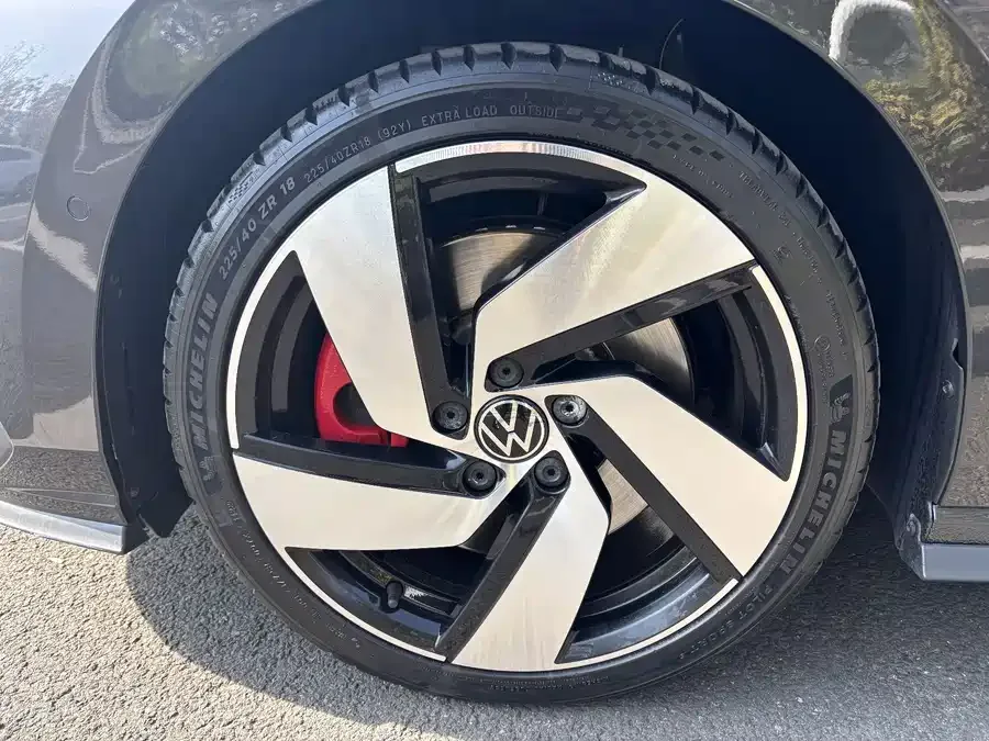 Volkswagen GOLF GTI Golf GTI 2021 380TSI DSG GTI 2022 — миниатюра 4