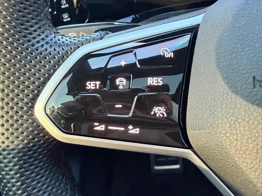 Volkswagen GOLF GTI Golf GTI 2023 380TSI DSG GTI 2023 — миниатюра 5