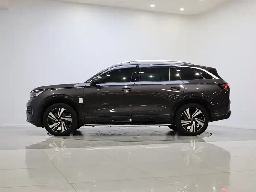 Volkswagen Tavendor 2023 Lanxun 380TSI 4WD R-Line Touring Edition 2024 — миниатюра 3