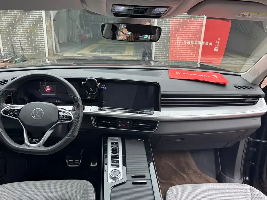 Volkswagen Tavendor 2023 Lanxun 380TSI 4WD R-Line Touring Edition 2023 — миниатюра 5