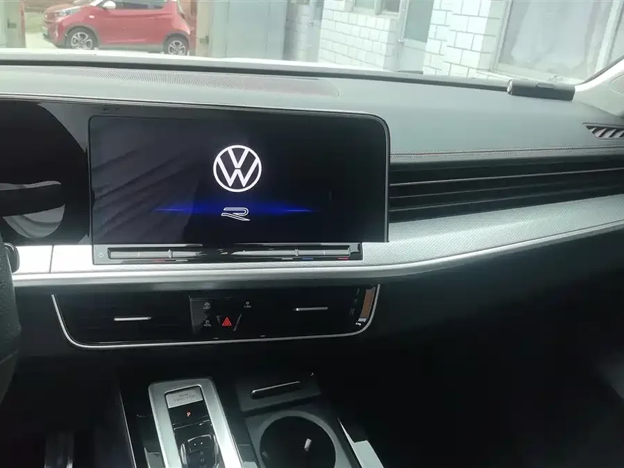 Volkswagen Tavendor 2023 Lanxun 380TSI 4WD R-Line Touring Edition 2023 — миниатюра 4