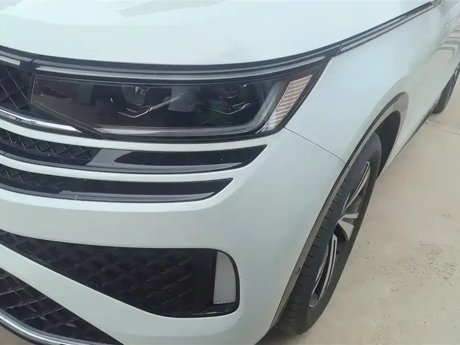 Volkswagen Tavendor 2023 Lanxun 380TSI 4WD R-Line Touring Edition 2023 — миниатюра 5
