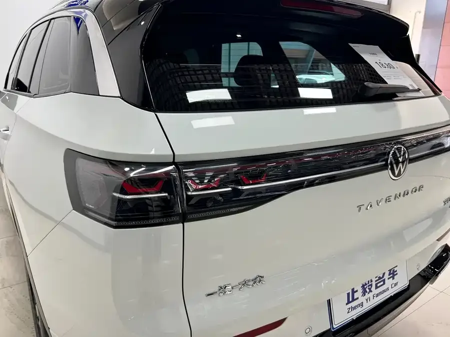 Volkswagen Tavendor 2023 Lanxun 380TSI 4WD R-Line Touring Edition 2023 — миниатюра 4