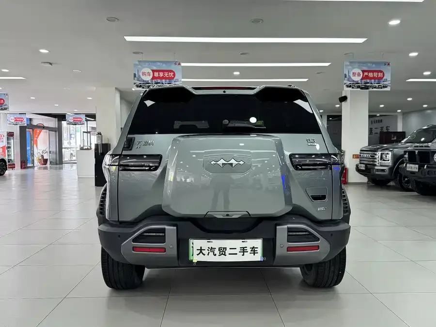 BYD Leopard Titanium 3 Titanium 3 2025 501KM 4WD Ultra Edition 2025 — миниатюра 2