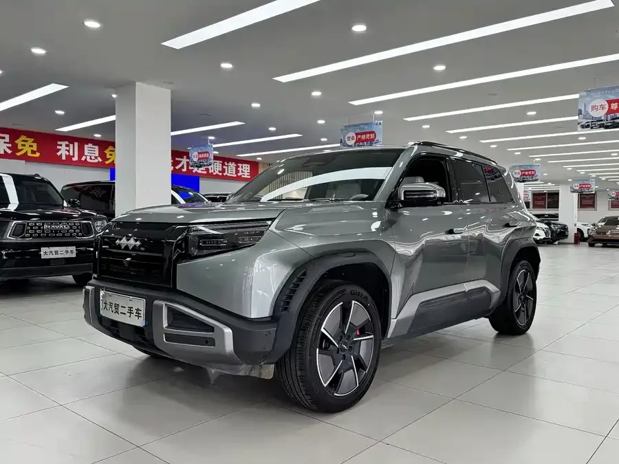 BYD Leopard Titanium 3 Titanium 3 2025 501KM 4WD Ultra Edition 2025 — фото 1, купить с доставкой в Москву
