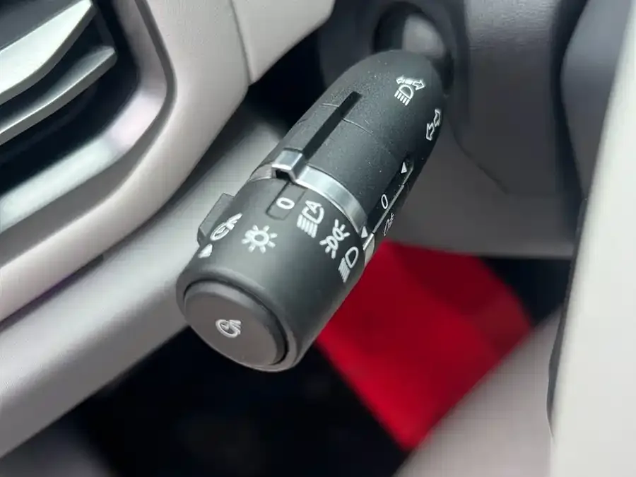BYD Leopard Titanium 3 Titanium 3 2025 501KM 4WD Ultra Edition 2025 — миниатюра 3