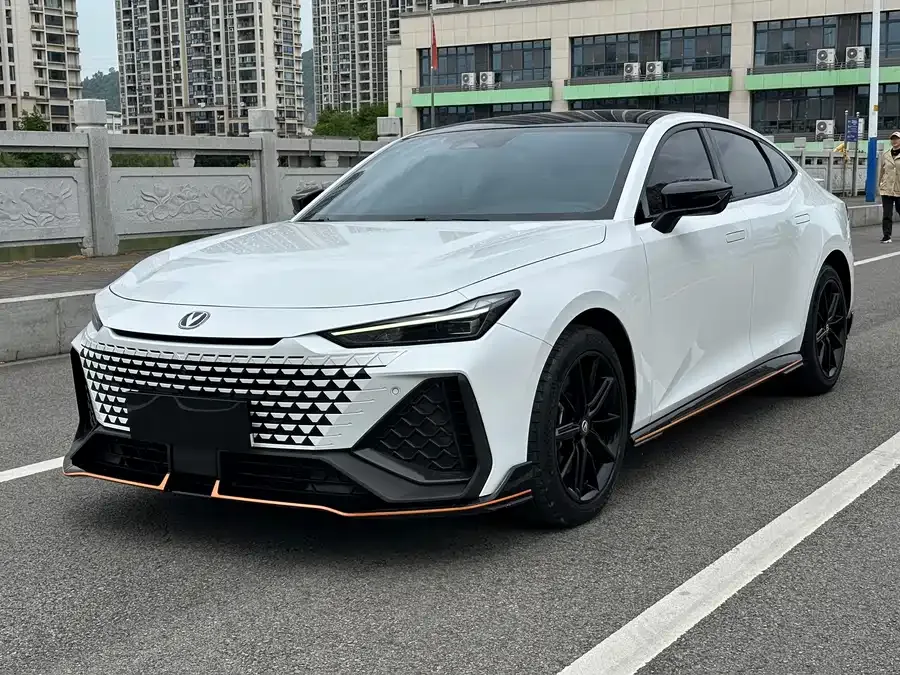 Changan UNI-V 2022