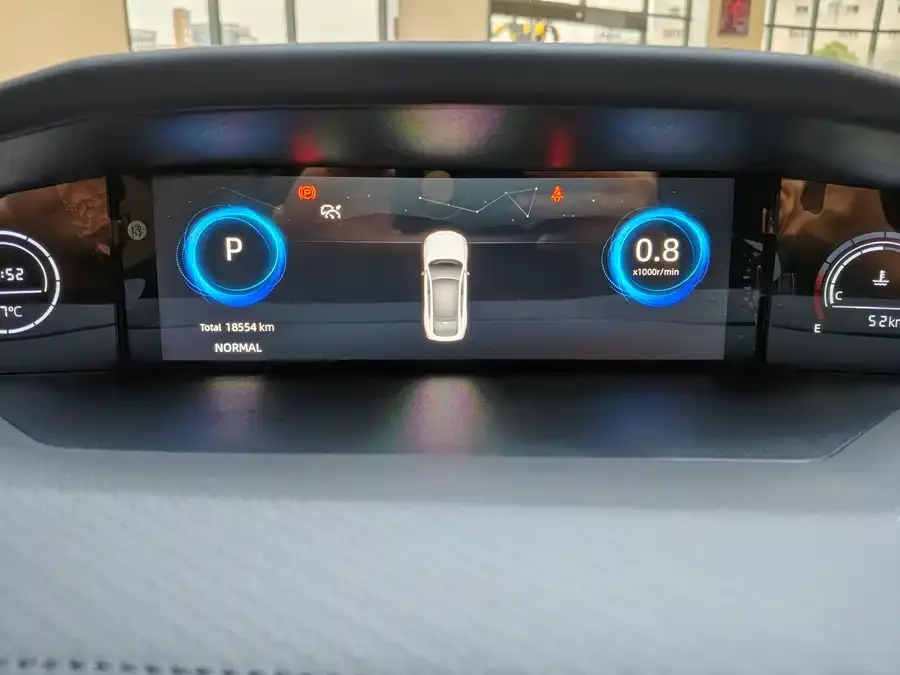Changan UNI-V Changan UNI-V 2024 1.5T High Energy Edition 2025 — миниатюра 5