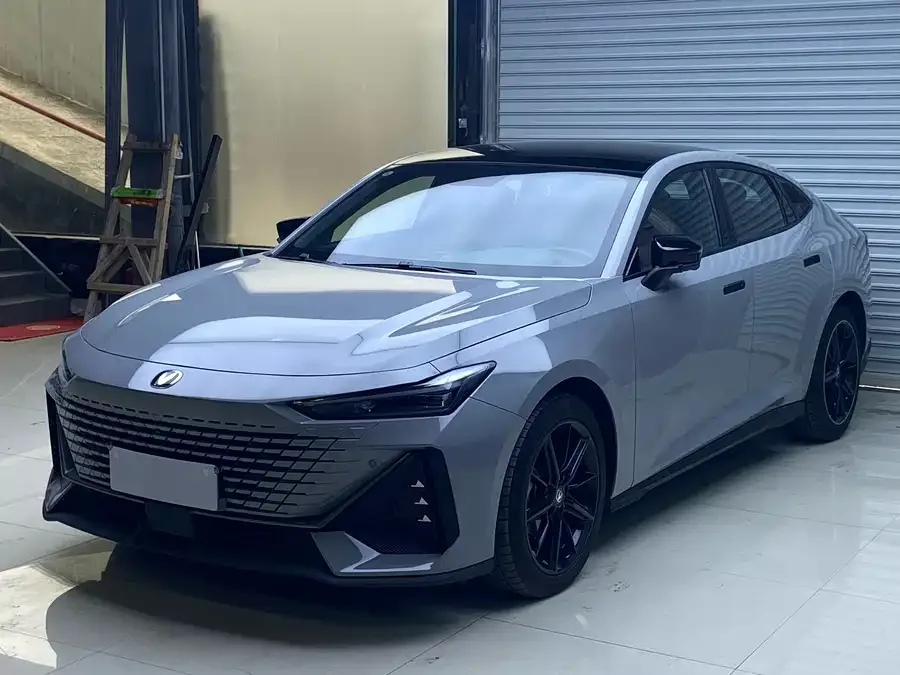 Changan UNI-V 2022