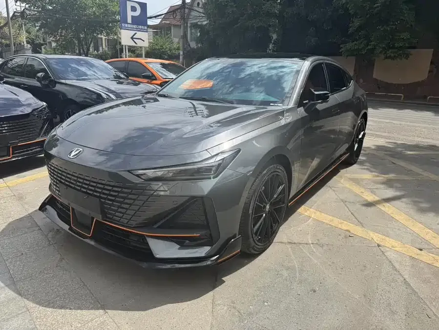 Changan UNI-V 2023