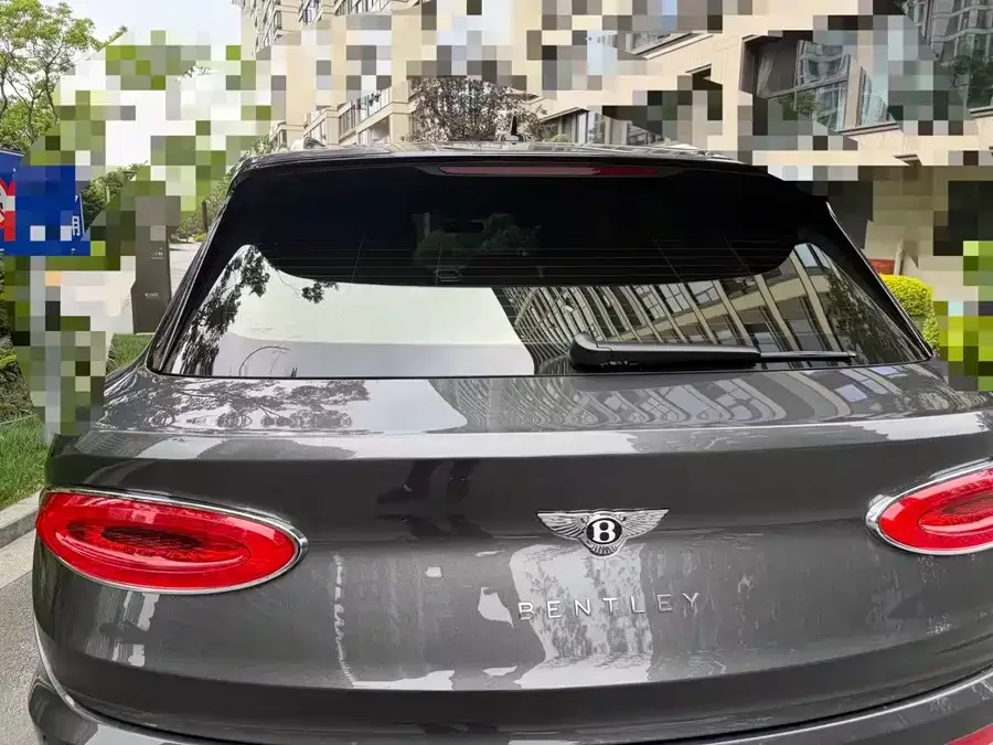 Bentley Bentayga Bentayga 2021 4.0T V8 2022 — миниатюра 2