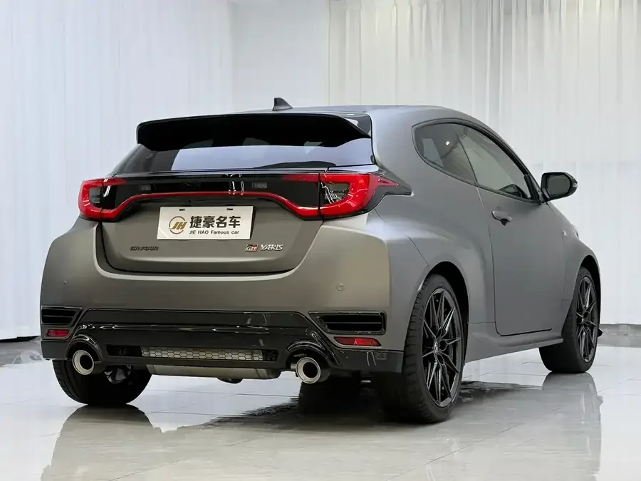 Toyota GR YARIS GR Yaris 2025 GR Evolution 2026 — миниатюра 3