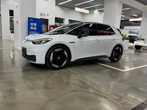Volkswagen ID.3 2023 купить в Москве