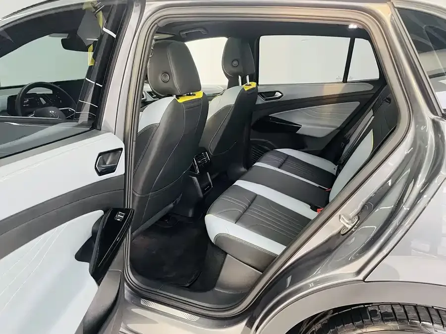 Volkswagen ID.4 X ID.4 X 2023 Upgraded Extreme Smart Long-Range Edition 2023 — миниатюра 3
