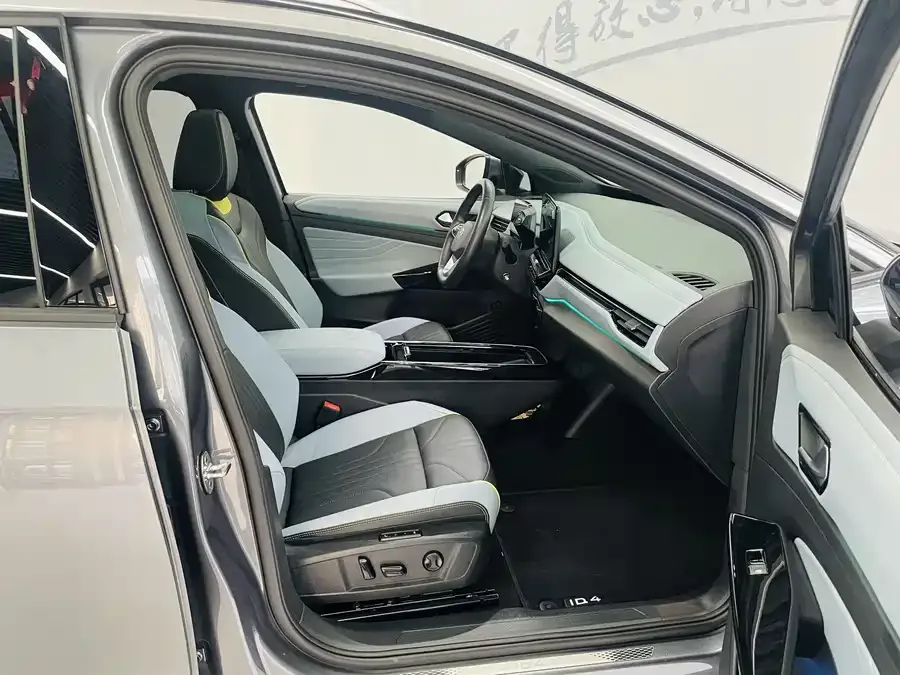 Volkswagen ID.4 X ID.4 X 2023 Upgraded Extreme Smart Long-Range Edition 2023 — миниатюра 4