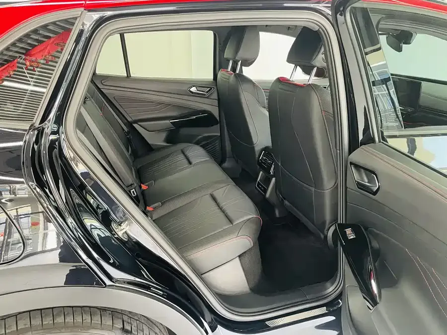 Volkswagen ID.4 X ID.4 X 2023 Upgraded Extreme Smart Long-Range Edition 2023 — миниатюра 4