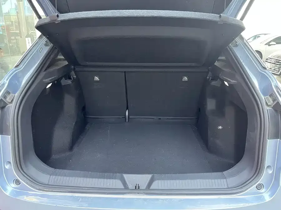 Volkswagen ID.4 X ID.4 X 2025 Smart Edition Pure Smart Edition 2024 — миниатюра 5