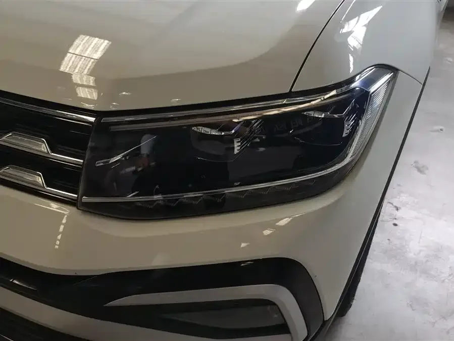Volkswagen Tukai (T-Cross) 2023 Tukai 280TSI DSG Luxury Edition 2023 — миниатюра 2