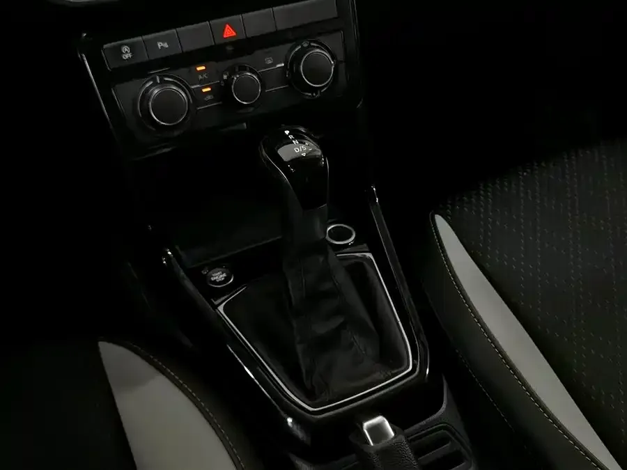 Volkswagen Tacqua Tanying 2021 1.5L Automatic Joy-Link Edition 2023 — миниатюра 4