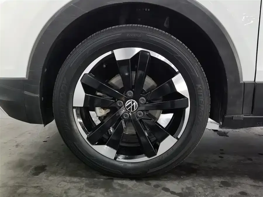 Volkswagen Tacqua Tanying 2021 1.5L Automatic Joy-Link Edition 2023 — миниатюра 5