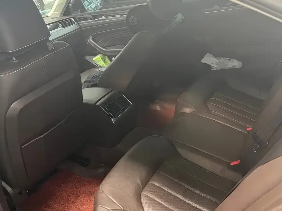 Volkswagen Phaeton / Phideon 2021 Phideon 380TSI Luxury Edition 2023 — миниатюра 3