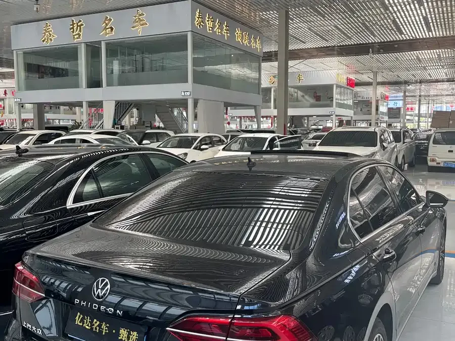 Volkswagen Phaeton / Phideon 2021 Phideon 380TSI Luxury Edition 2023 — миниатюра 4