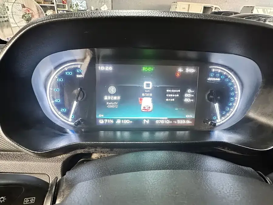 Karry finless porpoise E7 Yangtze River Dolphin E7 2025 Entrepreneurship Edition 41.86kWh 6-seater 2025 — миниатюра 5