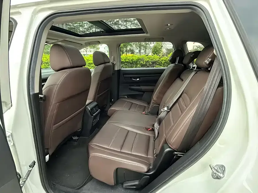 Honda CR-V 2023 240TURBO 2WD Premium Edition 7 Seaters 2022 — миниатюра 3